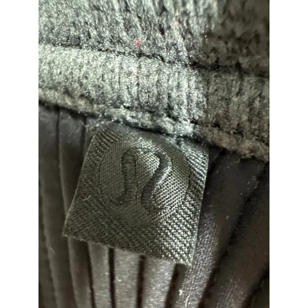 Lululemon Pleat Perfection Jacket Heathered Black, Women's Size Small